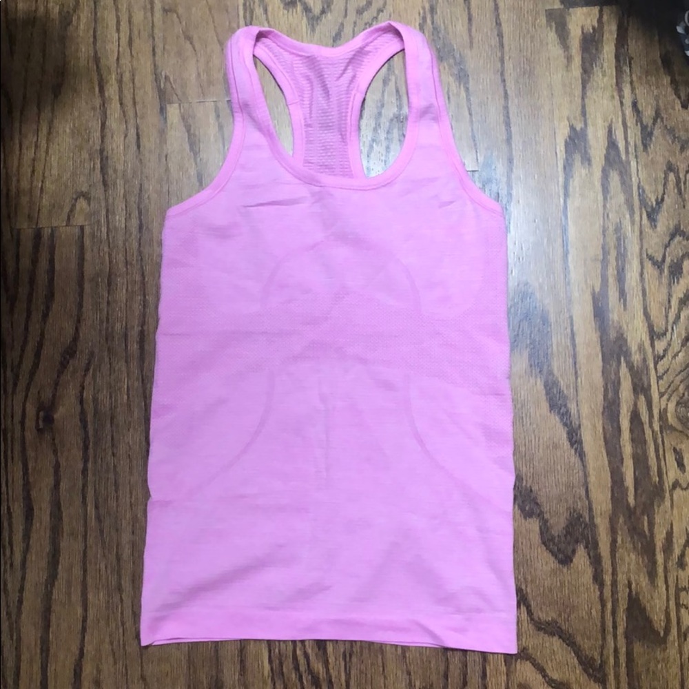 Lululemon Swiftly tank size 4 EUC